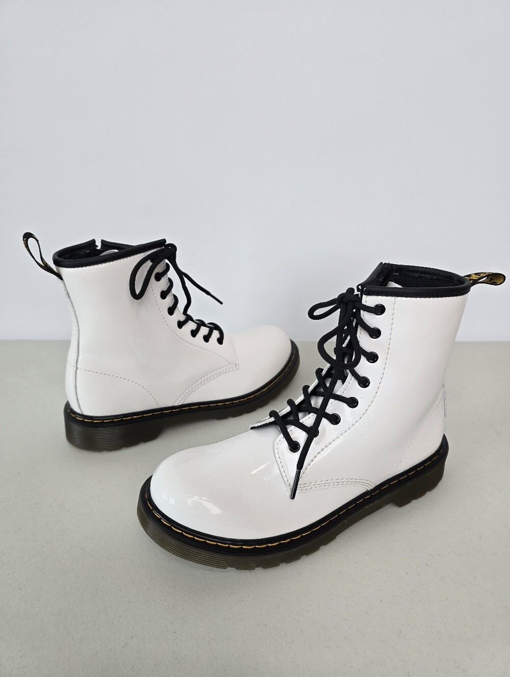 Dr. Martens White Patent Leather Lamper Boots Ladies Size EU 37 / US 6